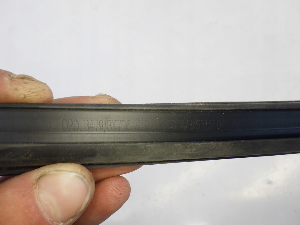 фото №3, Ford puma mk2 21 прокладка рамка двері задня права