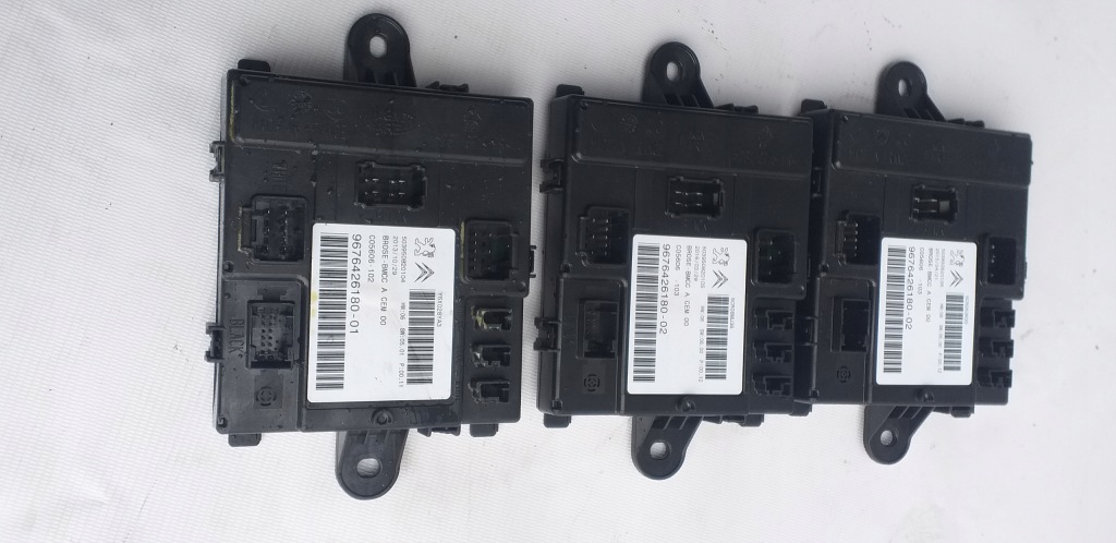 Купить Citroen c4 2 grand picasso 13r- модуль блок управления крышки задний 9676426180