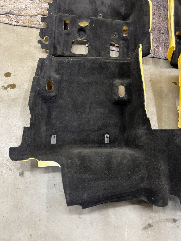 фото №4, Килимок підлога обшивка салону range rover velar l560 eu