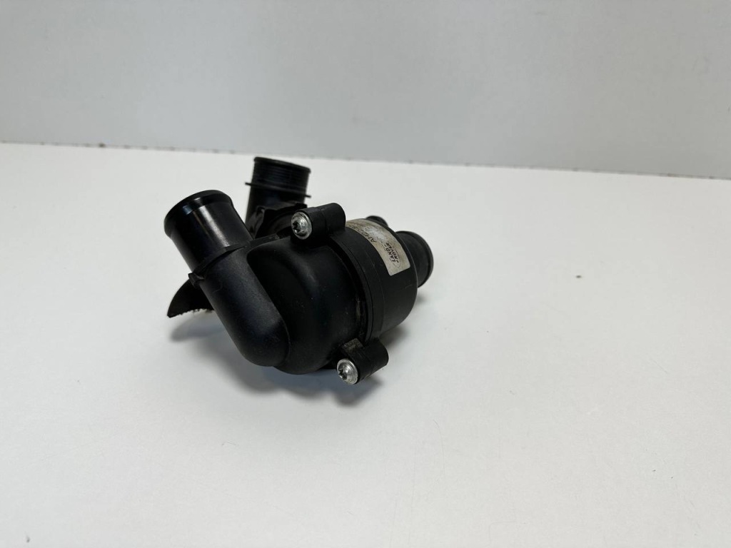 фото №3, Насос корпус термостата discovery 4 iv l319