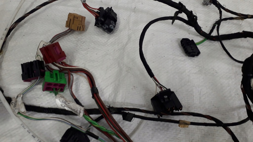 Audi a4 b5 электропроводка дверь перед правая lub левая Киев