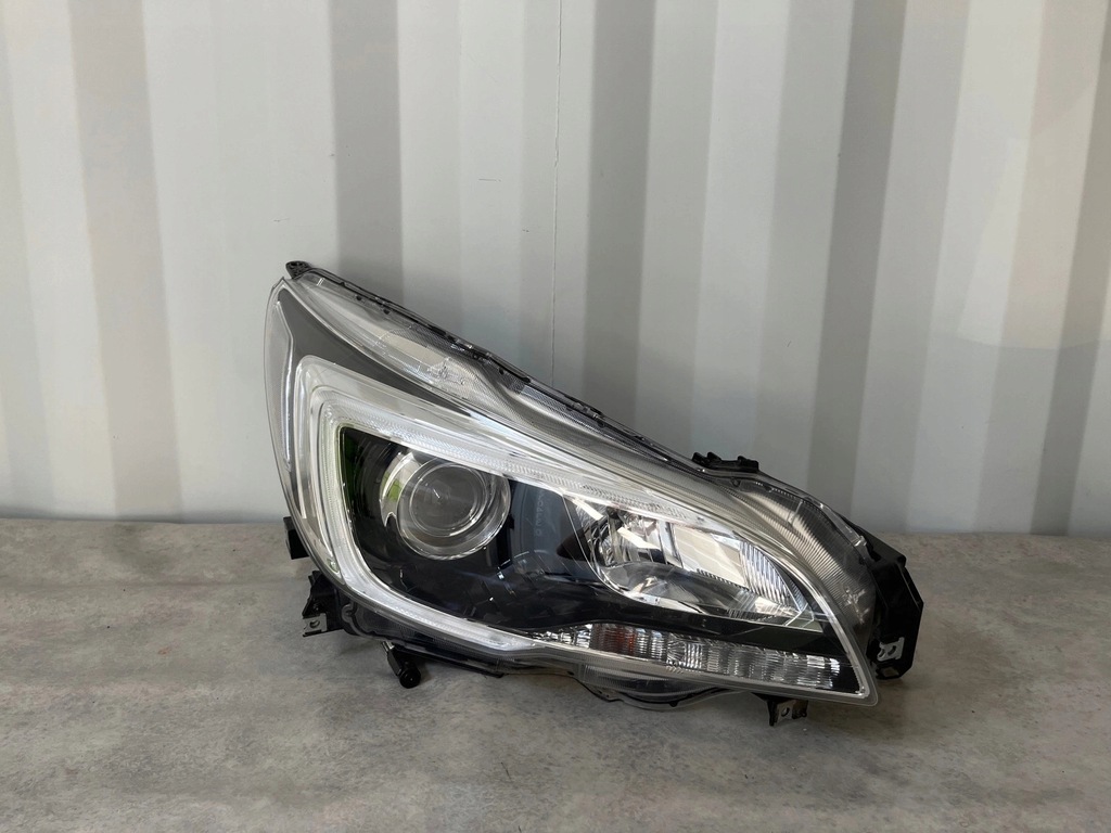 фото №1, Лампа правая перед subaru outback v full led 14-