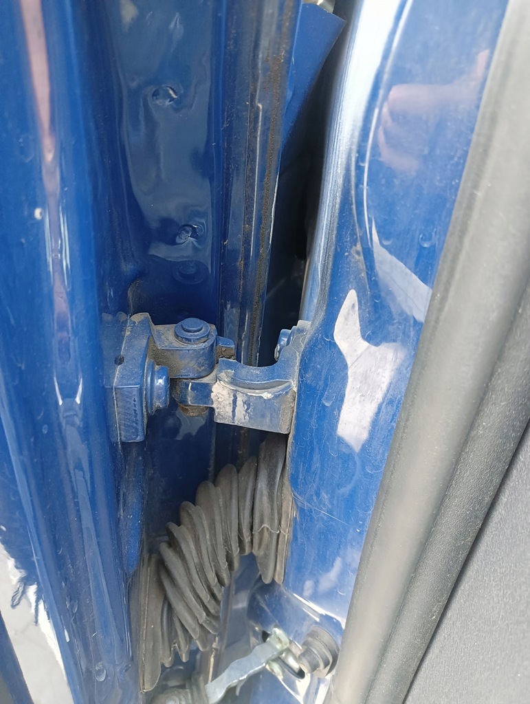 фото №1, Петля двері dół i góra лівий перед 3d vw fox