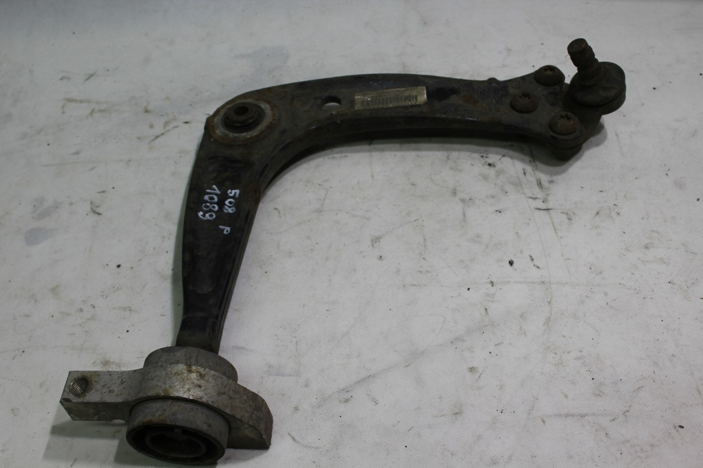 фото №1, Рычаг правый peugeot 508 i #1089
