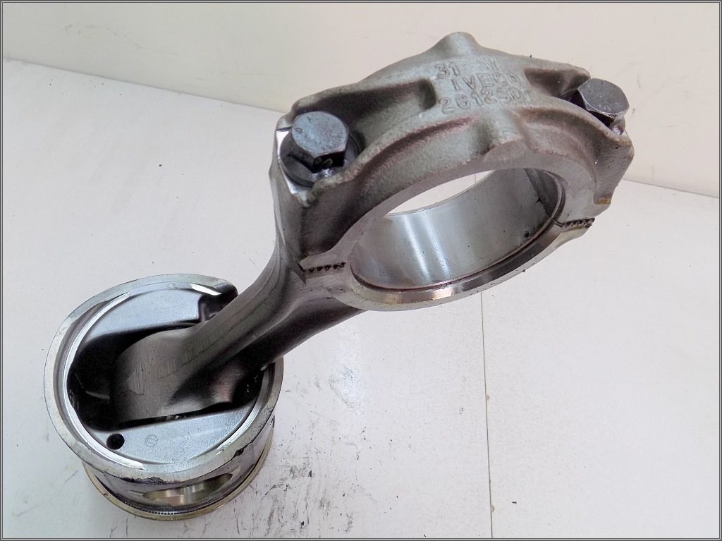 фото №7, Iveco eurotech 440km 2001r - поршень с шатун