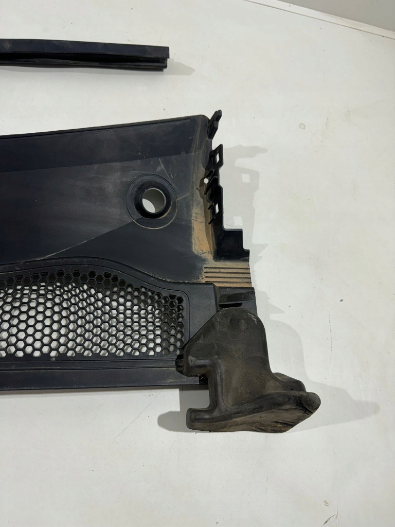 фото №5, Жабо верхний peugeot 2008 ii комплект 9820794480 9820794580