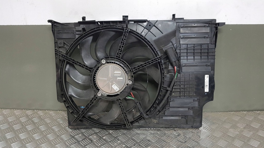 Купити Радіатор підсилювача bmw f70 f74 f78 u06 u10 u11 u12 mini u25 f65 f66 f67
