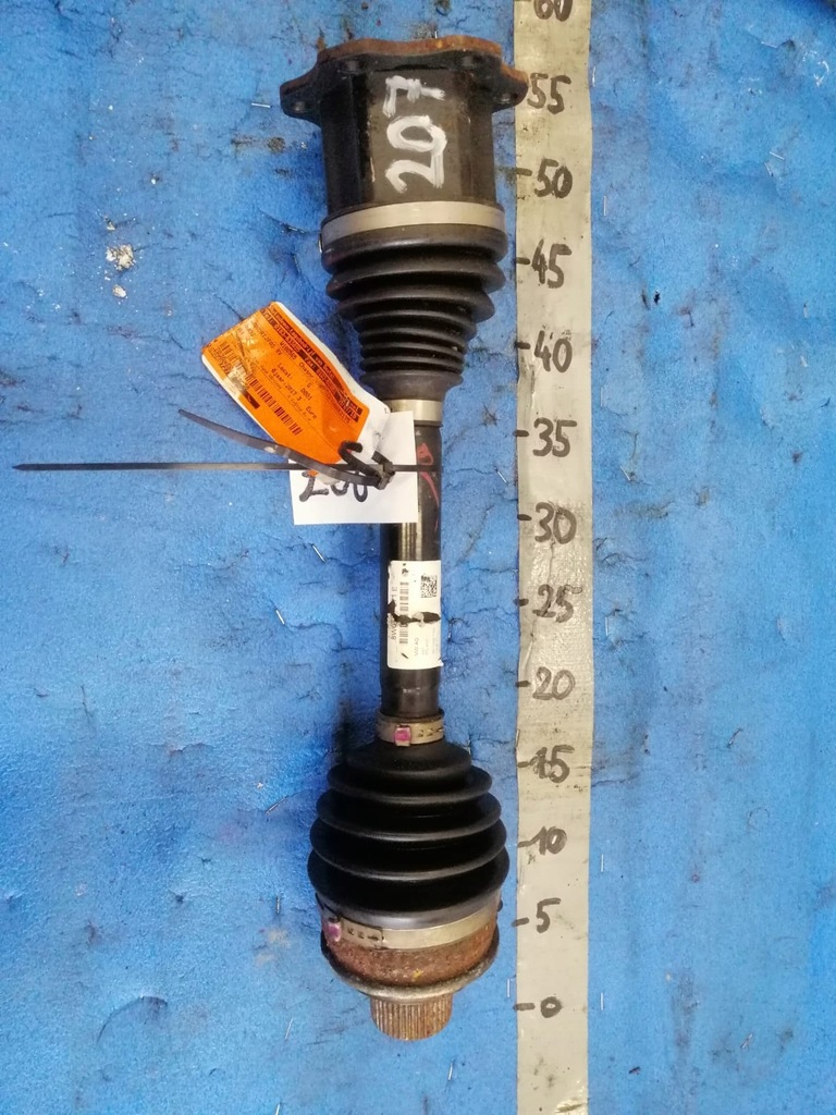 фото №1, Приводной вал правая audi a4 2.0 tdi 2017r 8w0