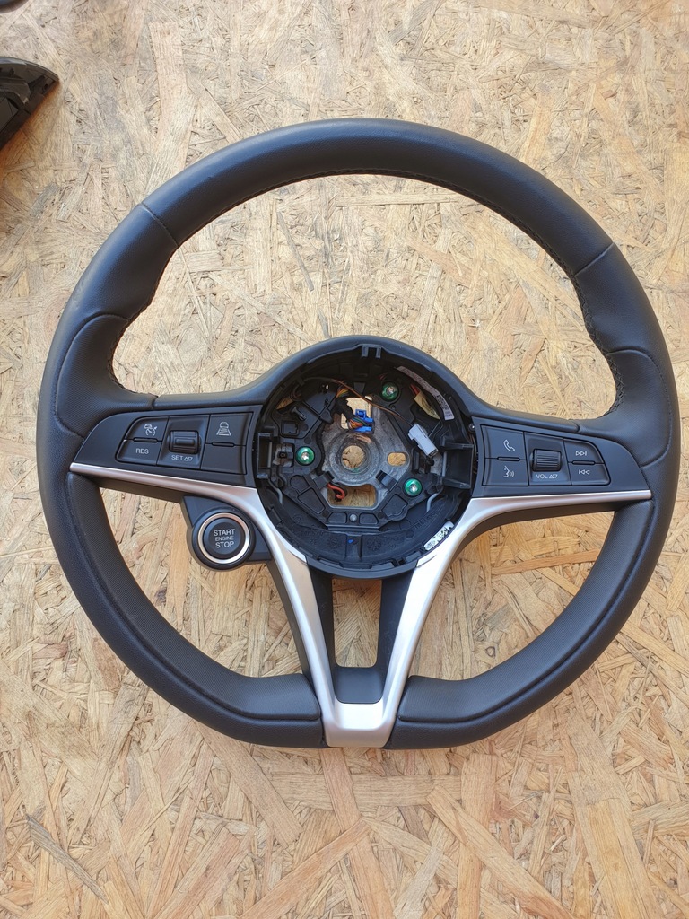 фото №1, Alfa romeo giulia повітропровід мультіфункція veloce