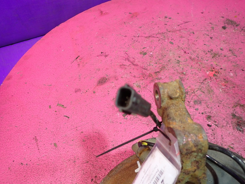 фото №5, Sandero ii 13- 1,5dci поворотный кулак перед правая ступица