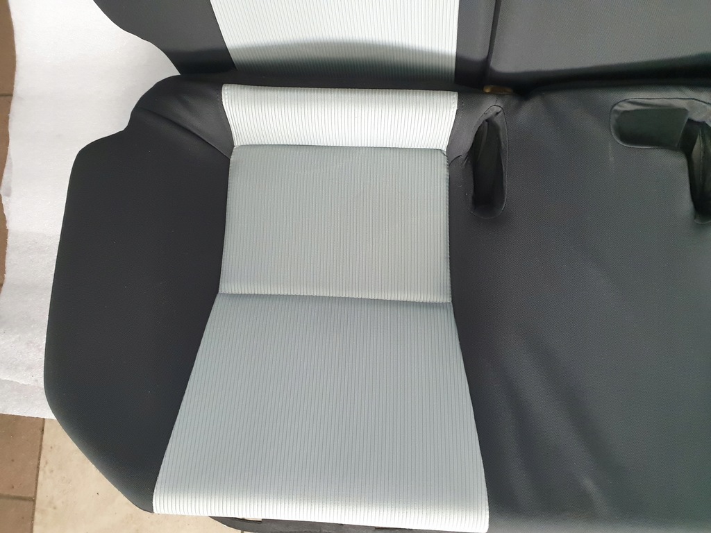 фото №5, Заднее сиденье задняя задний toyota prius c aqua