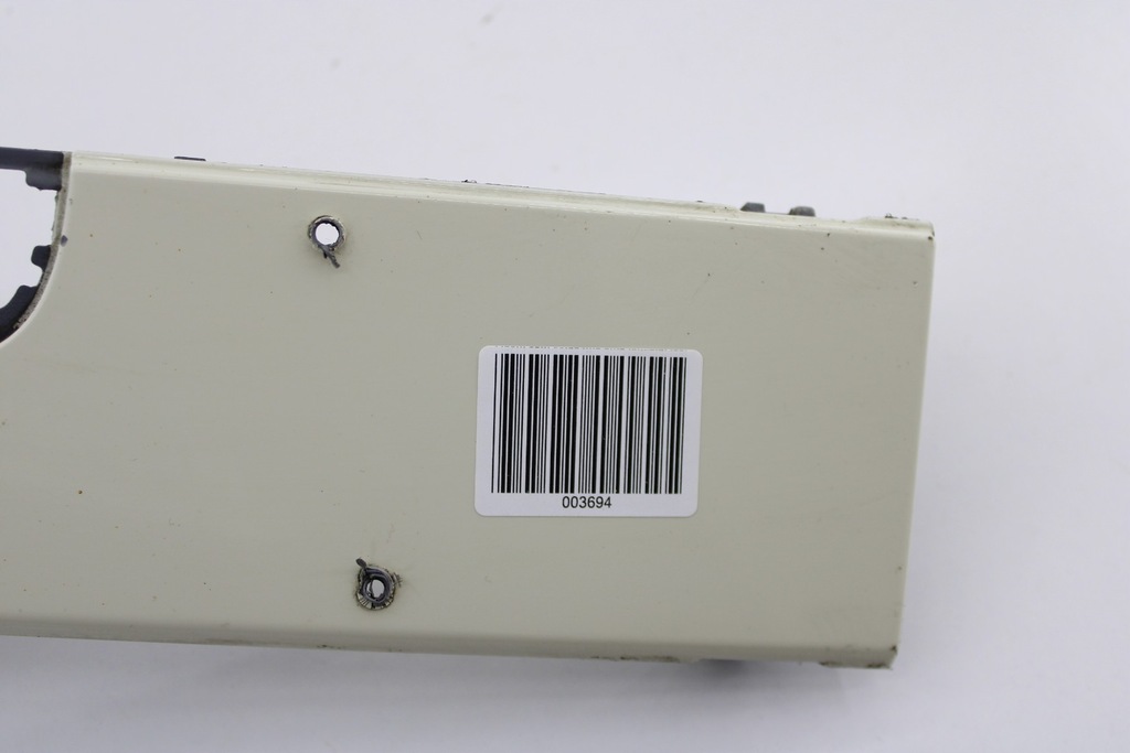 фото №6, Mini cooper one r55 r56 r57 заглушка бампера молдинг протитуманної фари права