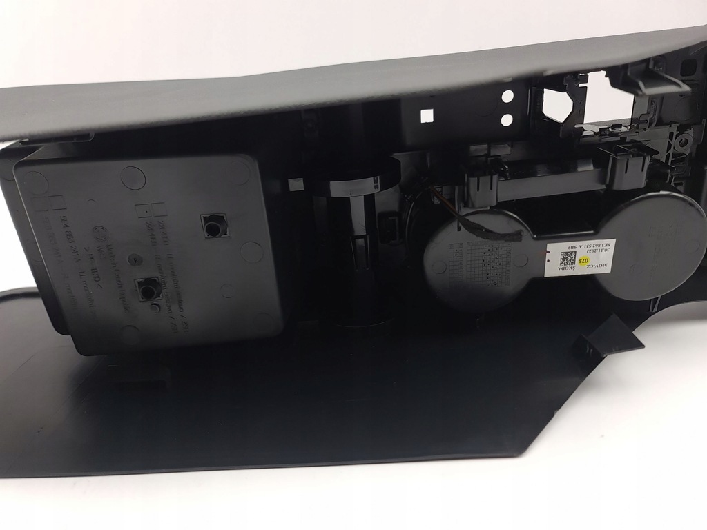 фото №11, Skoda octavia mk4 2024 тунель середній