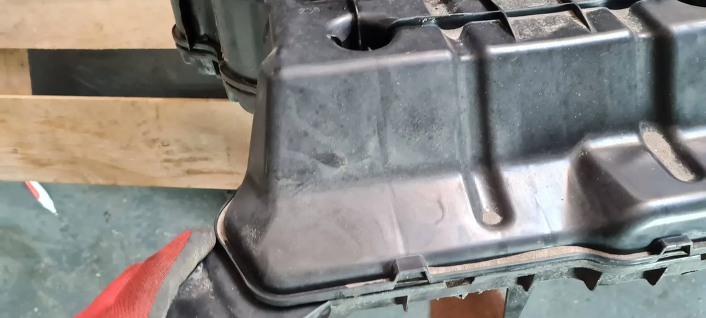 фото №12, A4 b9 8w zbiotnik жидкость adblue 2.0 tdi 8w0131878aj a5 8w