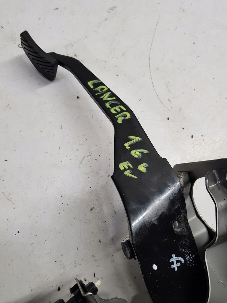 фото №12, Педаль гальма зчеплення газу mitsubishi lancer viii