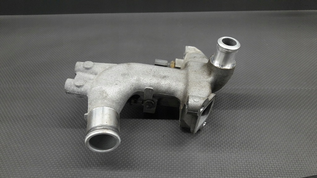 фото №1, Корпус термостата lexus rx400