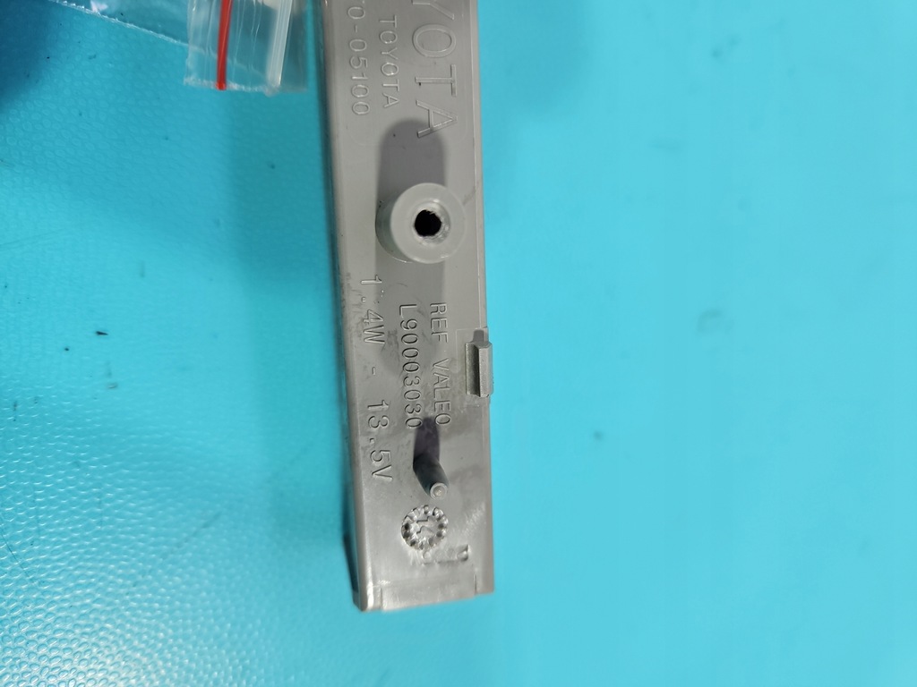 фото №7, Третий свет стоп стоп-сигнал toyota auris ii