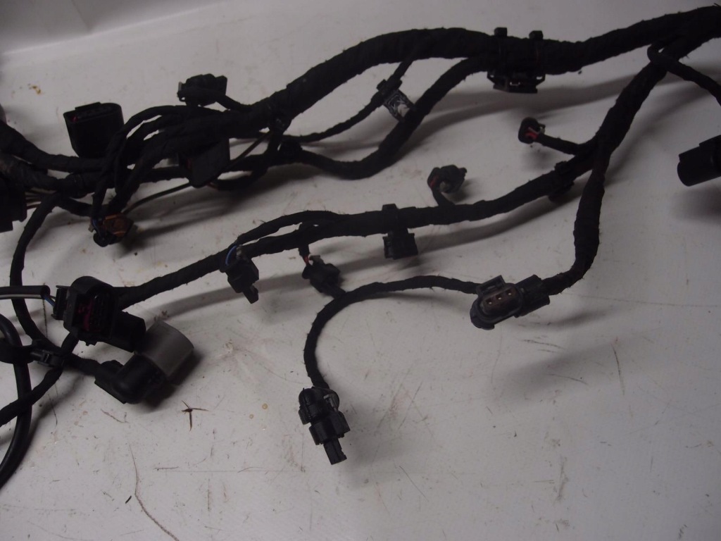 Жгут электропроводка двигателя vw golf vii 1.0 tsi 04c972627p Недорого