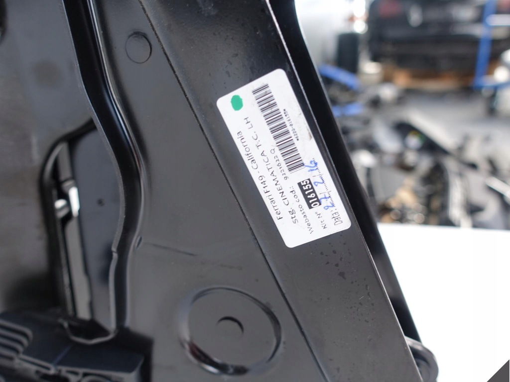 фото №15, Ferrari f149 california крыша каркас направляющая задняя