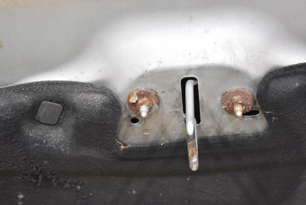 Капот крышка двигателя серебристая ford focus mk3 11-15 Киев