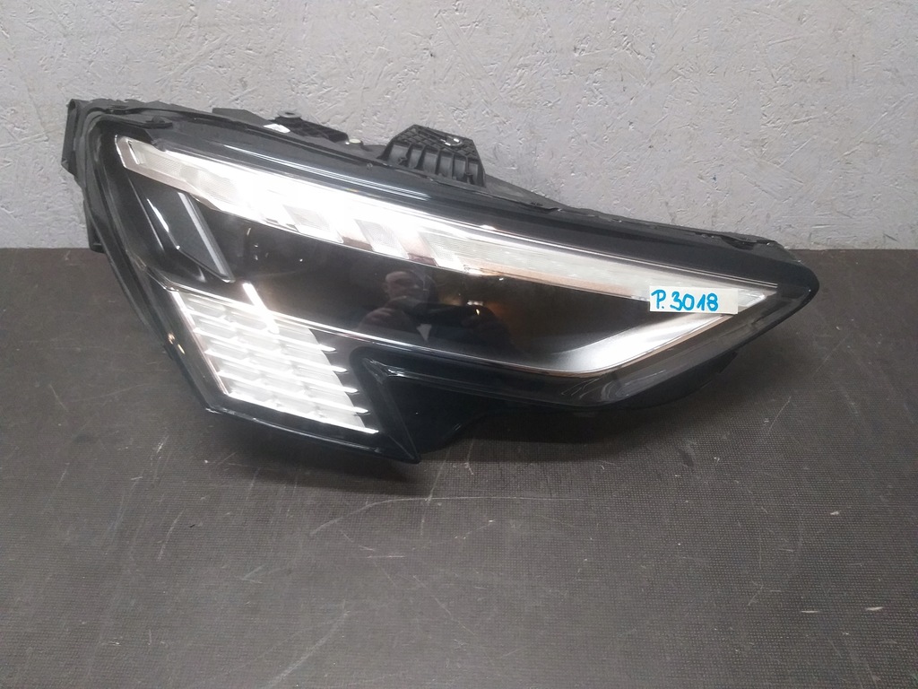 фото №1, Лампа перед правая audi a3 full led 8y0941036