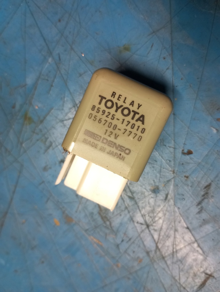 фото №1, Toyota rav4 i реле 8592517010