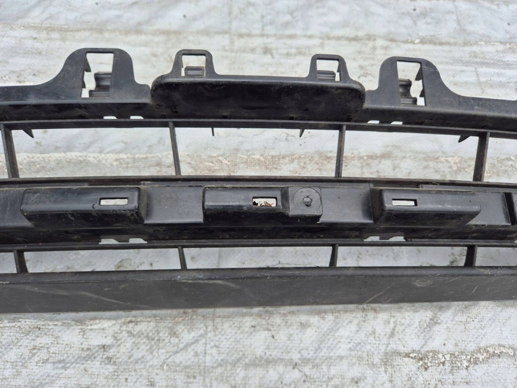 фото №6, Bmw 3 f30 f35 f31 12- решётка средняя бампера передний