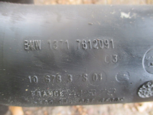 Bmw 5 f10 f11 шланг воздуха труба 7612091 528i 2.0b Цена