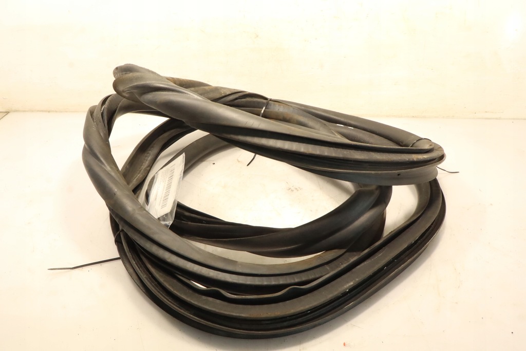 фото №1, Прокладка дверь правая передняя mercedes vito w447