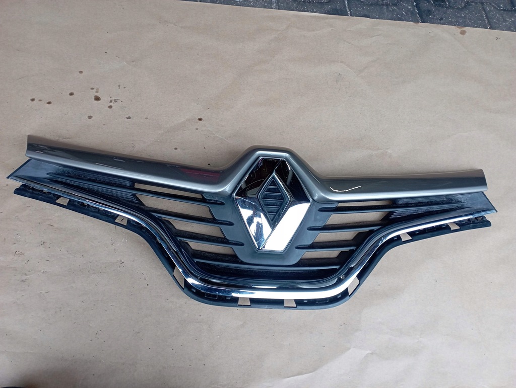 фото №1, Renault captur i решётка радиатора решётка радиатора бампера перед 623102335r
