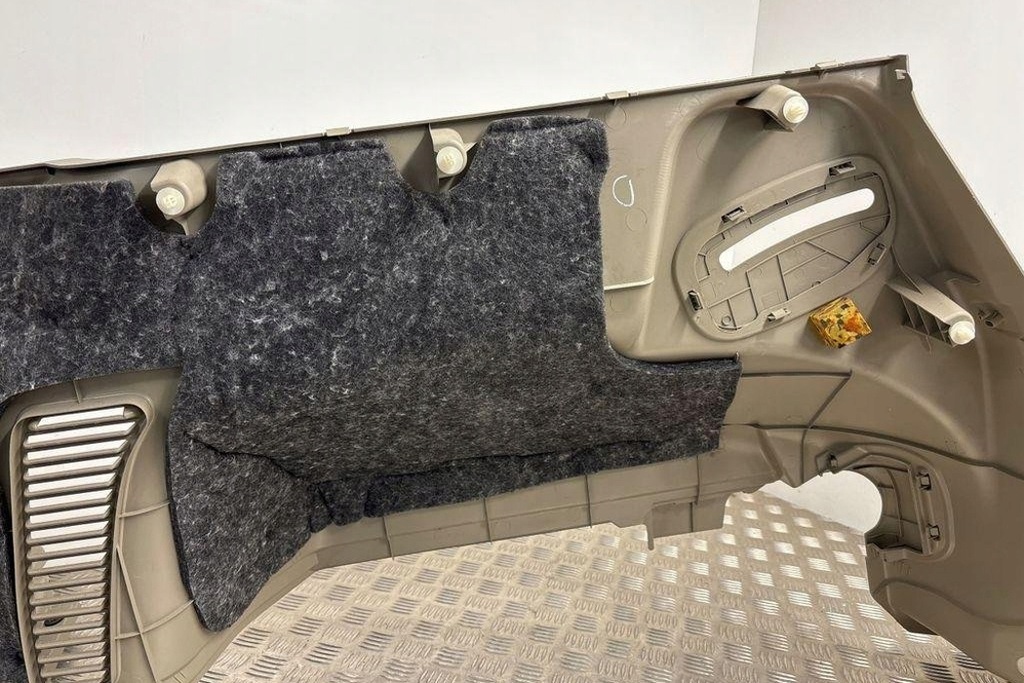 фото №8, Правая обивка багажника renault koleos i hy_ t110421 2.5l бензиновый