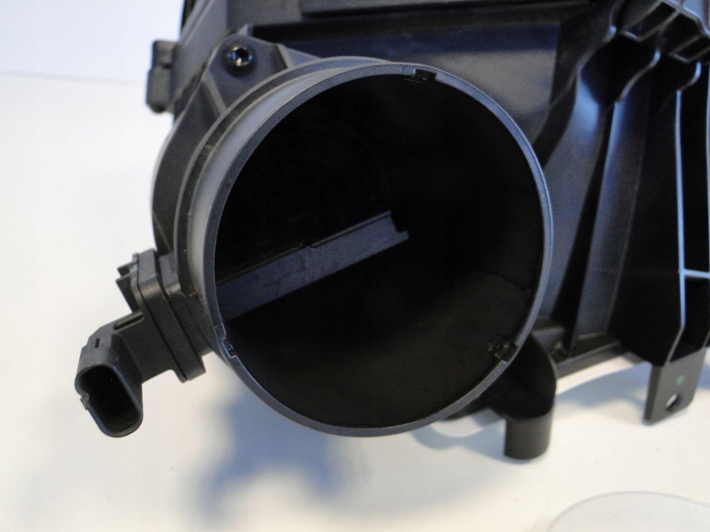 Mercedes cla 118 фільтр повітря витратомір Зі Шроту