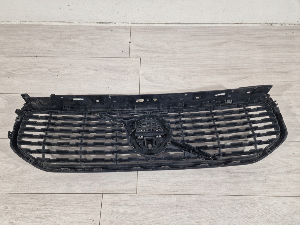 фото №9, Решётка радиатора решётка радиатора volvo v316 xc40 17- камера r-design