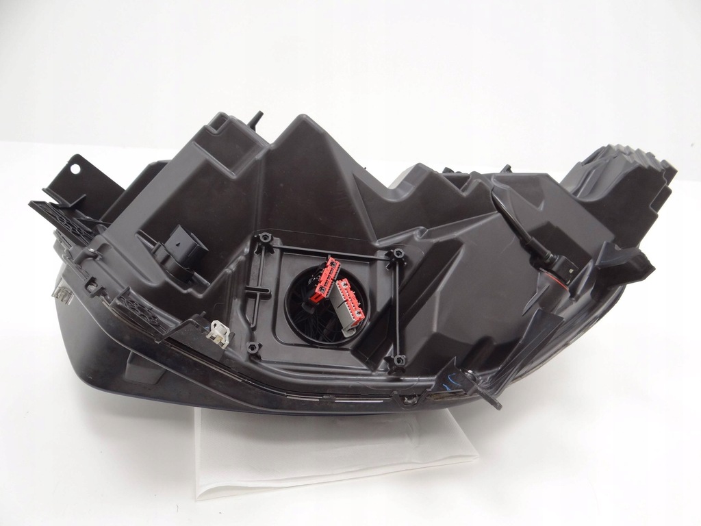 фото №14, Лампа правая full led ford explorer lb5b-13w029-gk