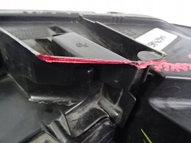 фото №14, Jeep grand cherokee wk2 лампа передняя правая europa