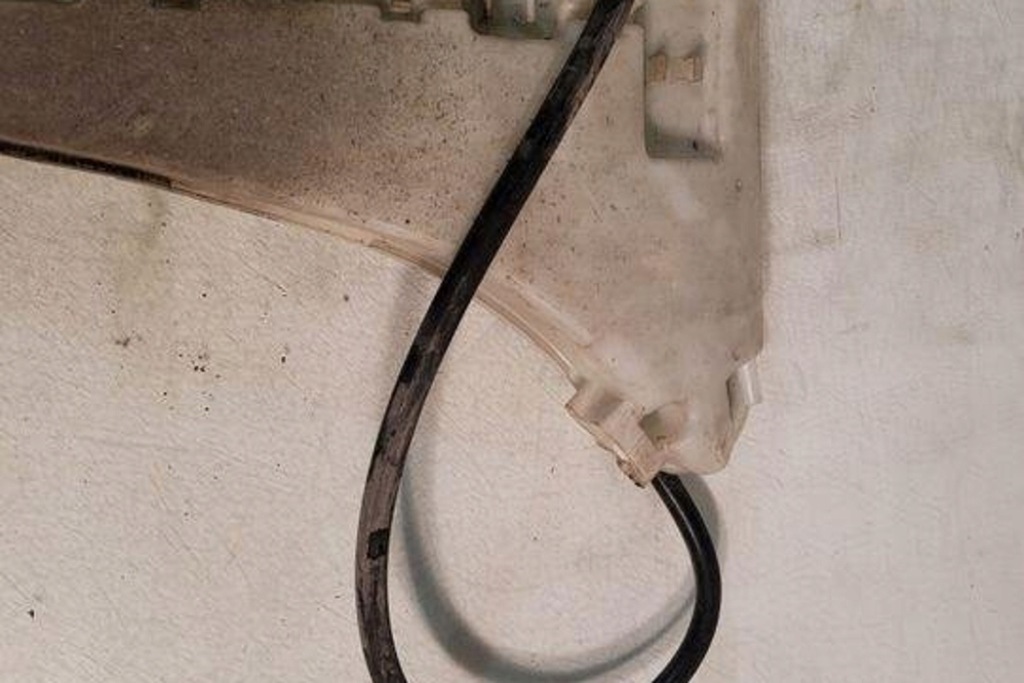 фото №12, Бачок омывателя bmw 7 f01, f02 7178745 4.4l бензиновый 300kw 2011