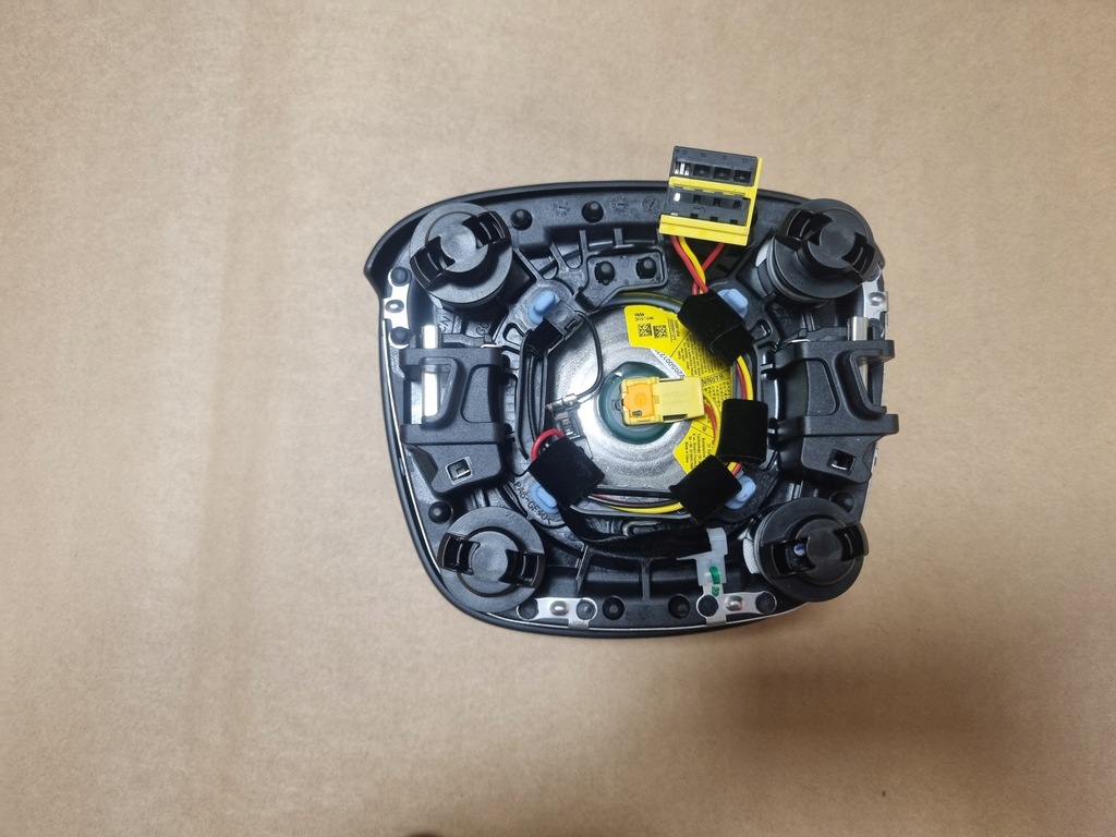 фото №7, Polestar 2 панель приладів консоль оригінал подушка безпеки подушка водій пасажир