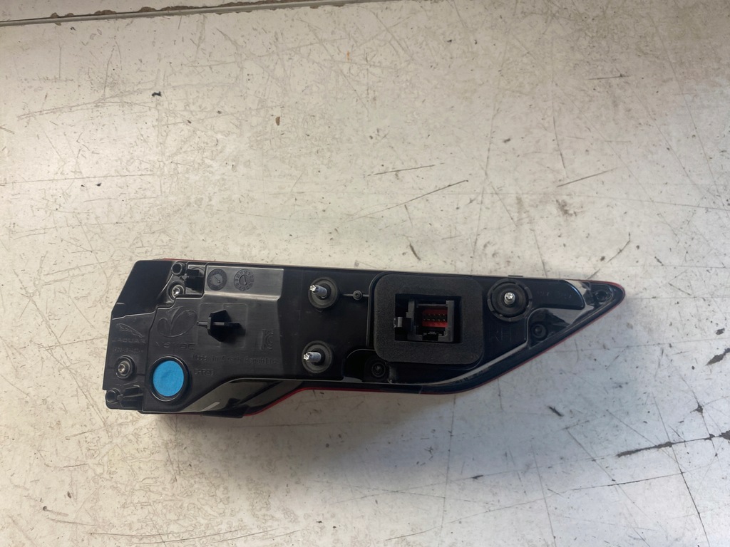 фото №10, Jaguar i-pace лампа правый задняя w крышка led