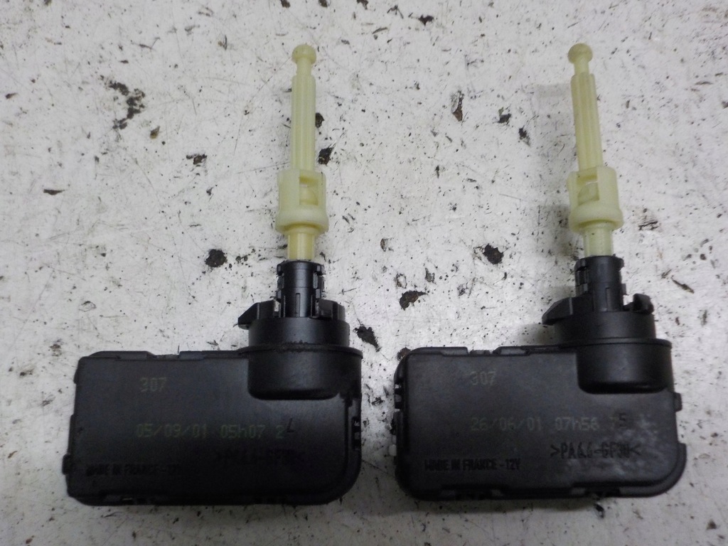 фото №1, Peugeot 307 моторчик регулировки лампы