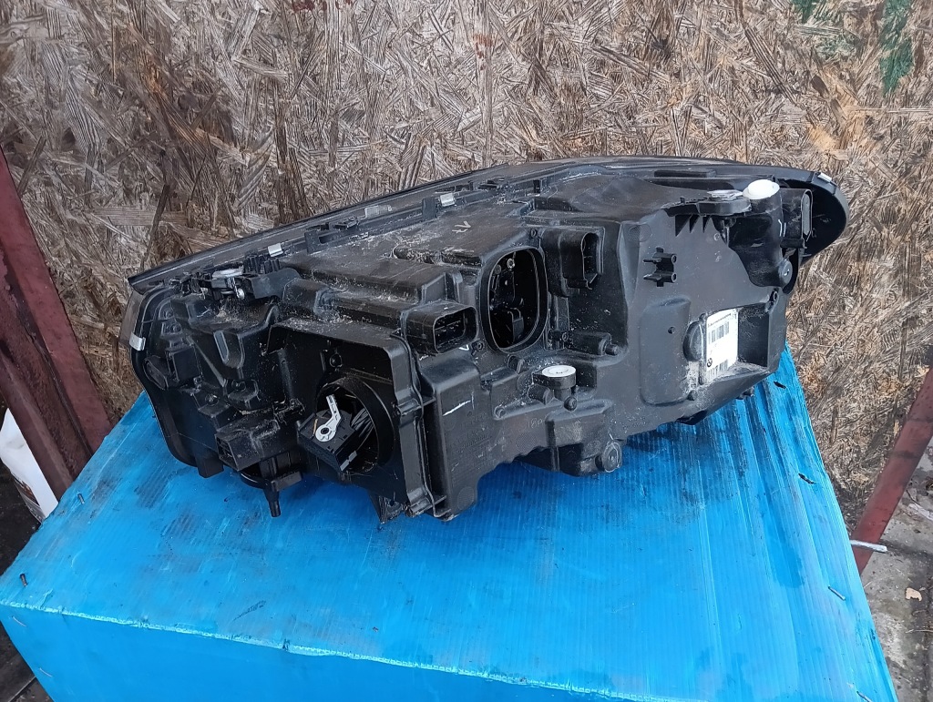 Bmw x3 g01 x4 g04 фара перед передняя правый  full led адаптивный 8496824 Оригинал