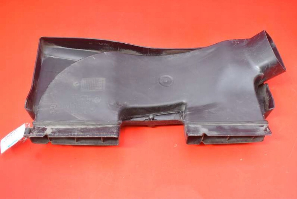 Купити Впуск кермо  повітря 7798772 bmw e90 e91 рестайлінг  08-13