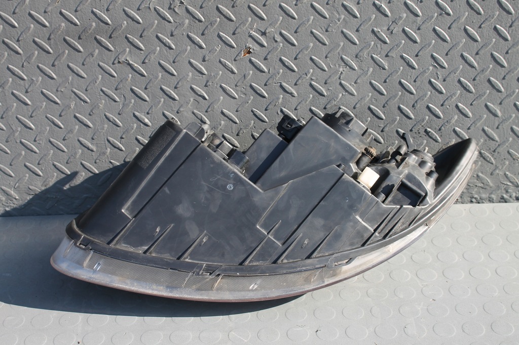 фото №10, Фара лампа перед правая hyundai santa fe ii