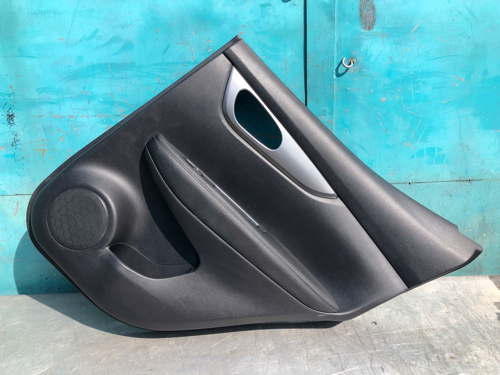 фото №1, Qashqai ii j11 обшивка оббивка двері правий задня