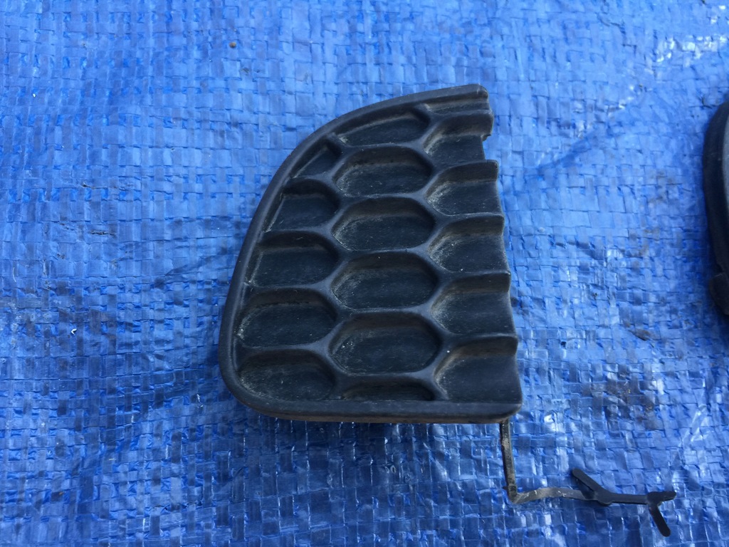 фото №2, Jeep renegade lift 22 23 заглушка бампера фаркоп задняя оригинал