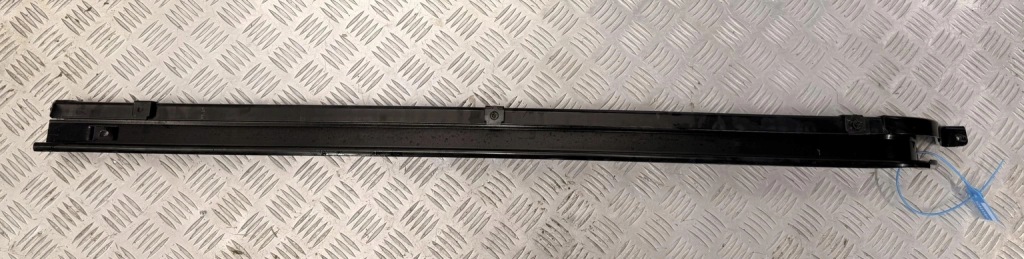 Купить Направляющая направляющая дверь раздвижных renault trafic iii 3 iv 777608653r