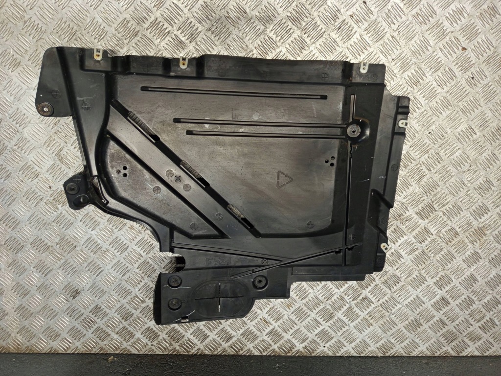 Купить Mini оригинальный номер 7354879 clubman f54 защита плита подвеска бака левая