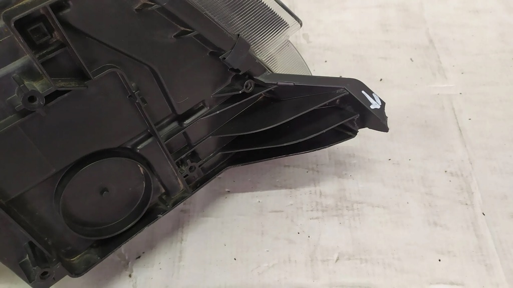 фото №11, Лампа левый перед skoda yeti