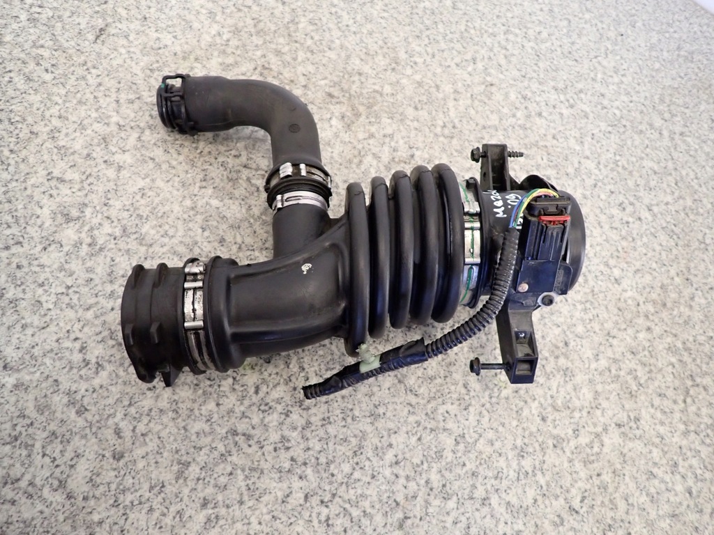 фото №5, Mazda3 mazda 3 bl 08- 1,6 дизель труба повітря витратомір