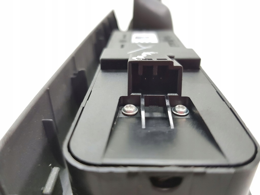 фото №8, Volvo v50 2009 перед сторона правая кнопки окон