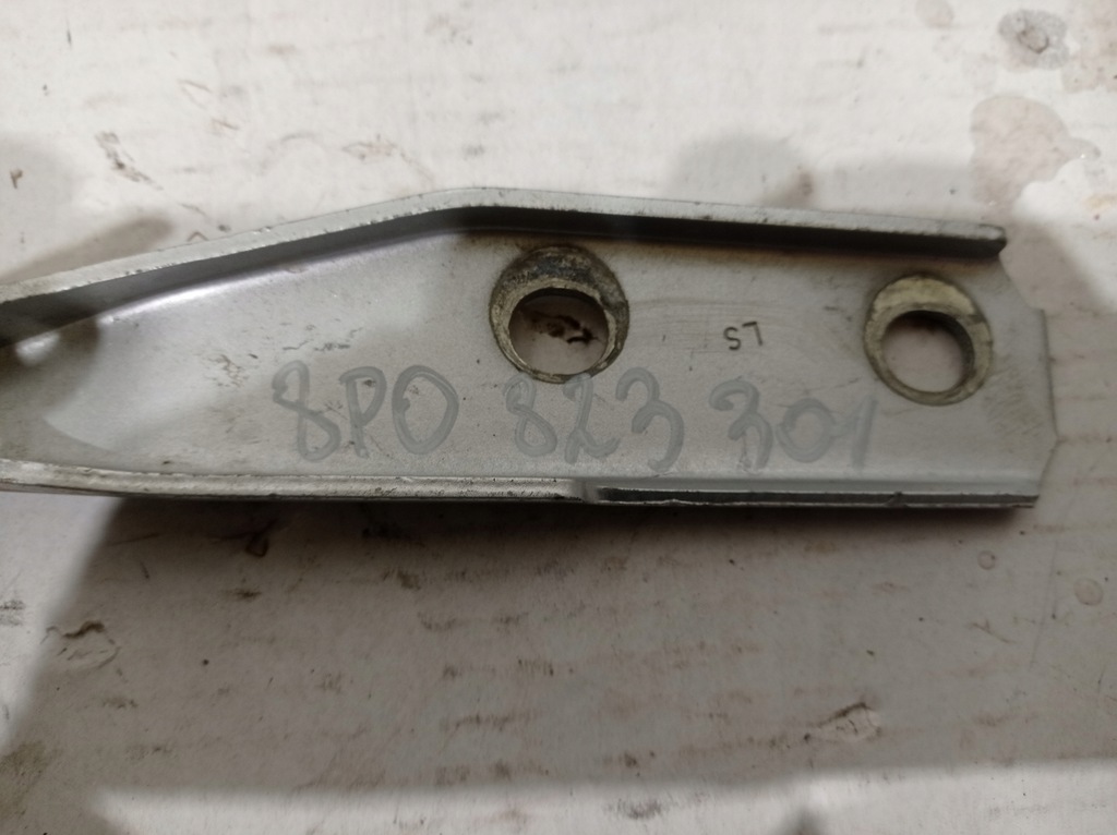 фото №4, Петля капот audi a3 8p0823301 lub 8p0823302